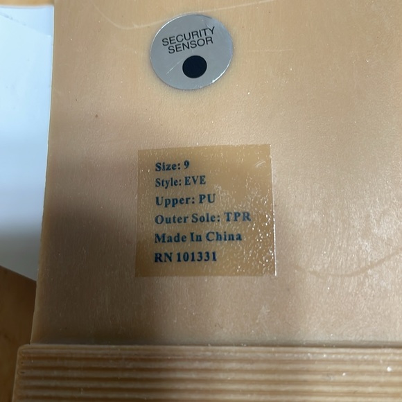 NWOT Charlotte Russe “Eve” sandals - Picture 5 of 5